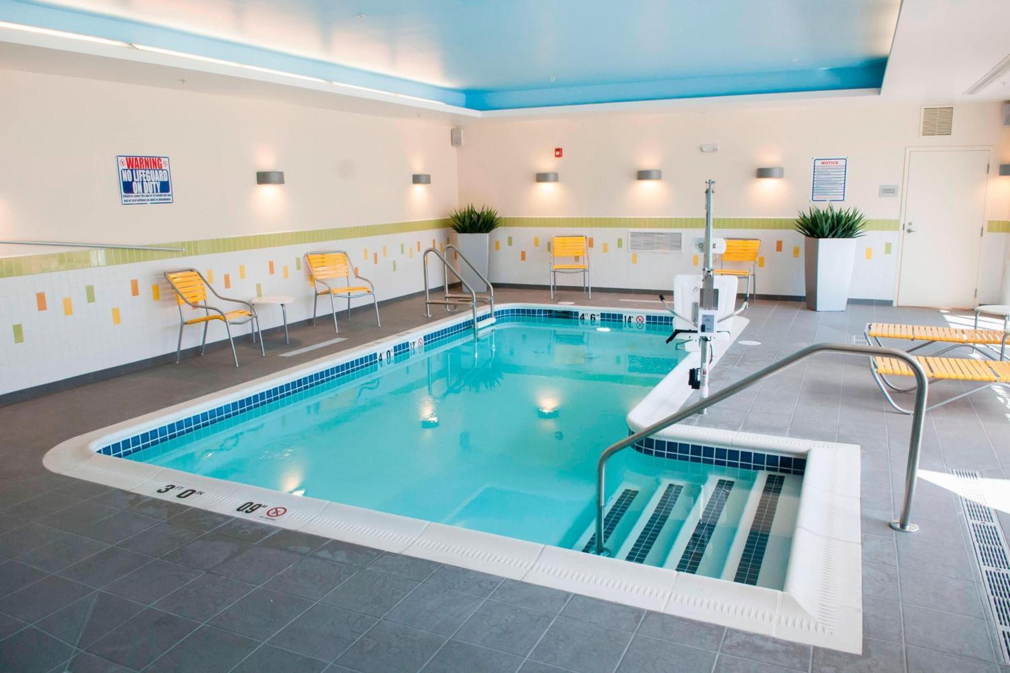Fairfield Inn & Suites By Marriott Springfield Northampton/Amherst Dış mekan fotoğraf