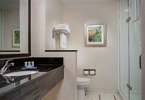 Fairfield Inn & Suites By Marriott Springfield Northampton/Amherst Dış mekan fotoğraf